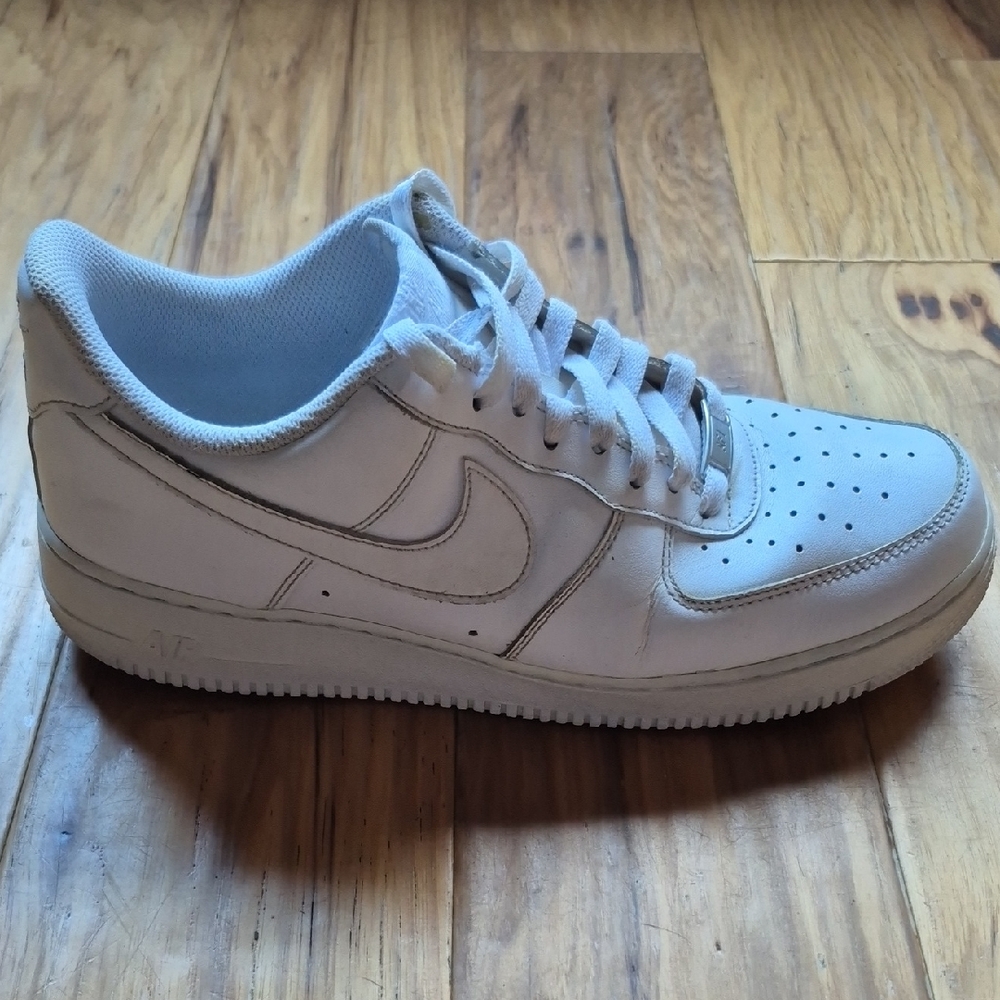 Nike Men's Classic White Sneakers